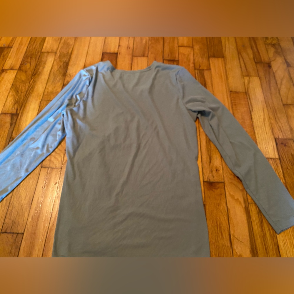 32 Degrees Large Long Sleeve